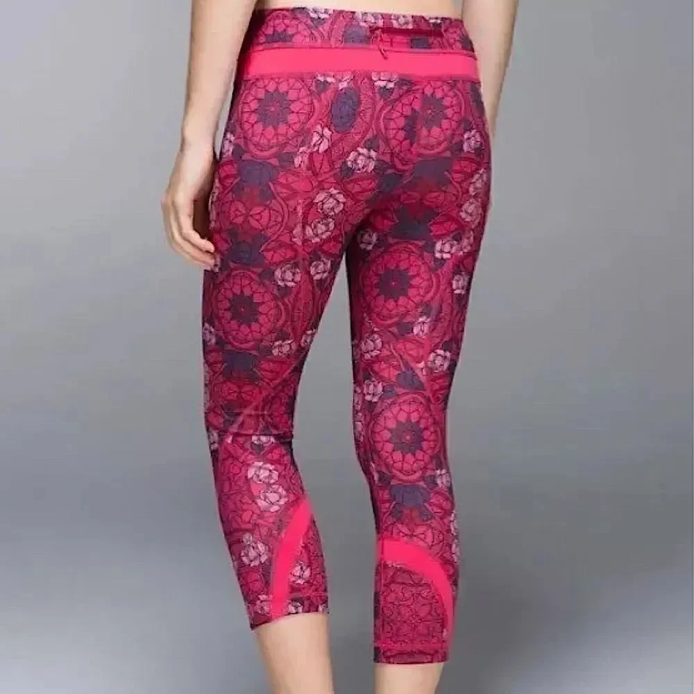 Lululemon Inspire Crop I All Full-On Lux 4 Pink Rose Floral Leggings!